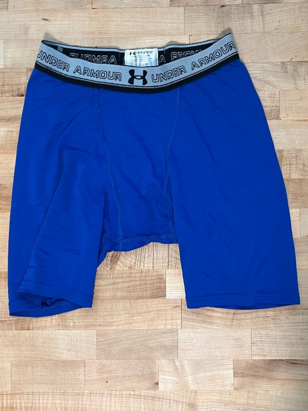 Used Men's Medium Under Armour Compression Shorts Blue